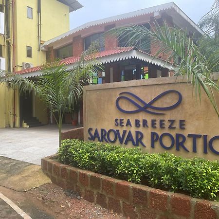 Sea Breeze Sarovar Portico Varca Goa Hotel Exterior foto