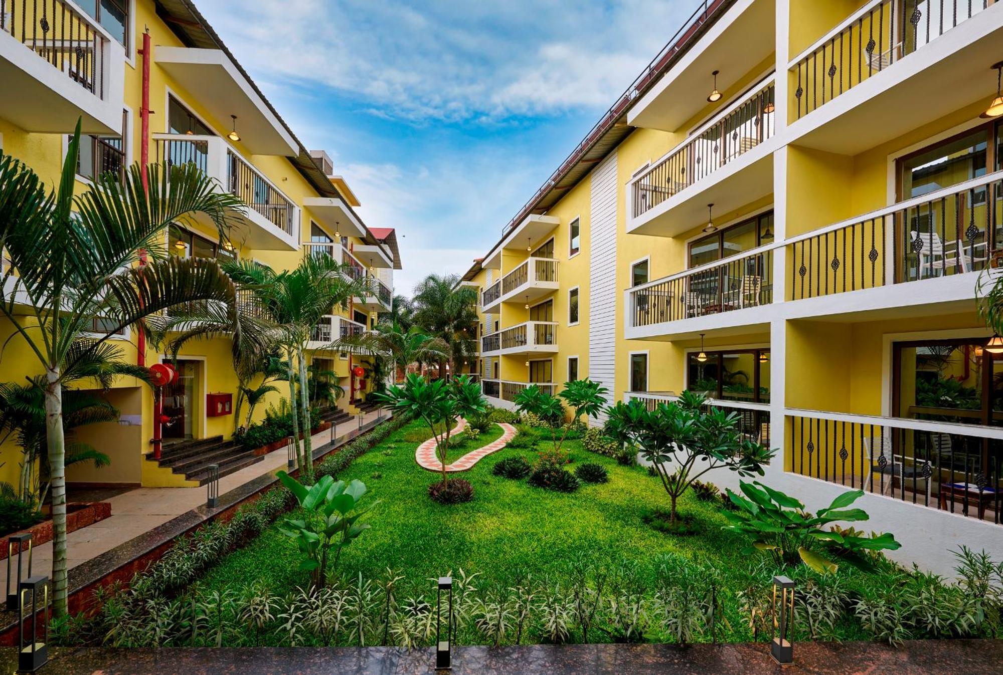 Sea Breeze Sarovar Portico Varca Goa Hotel Exterior foto